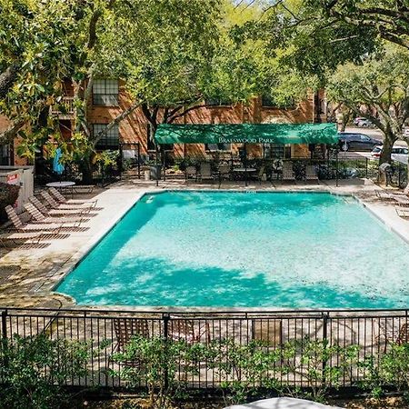The Reside Fully Furnished Condos - Medical Stays Welcome 休斯敦 外观 照片